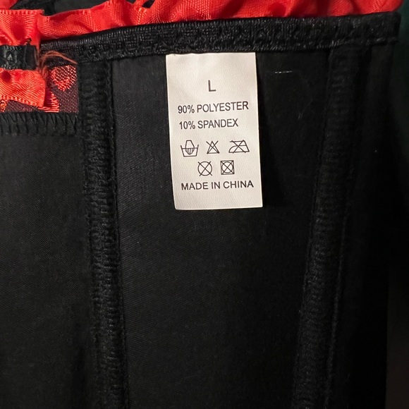 Red & Black Lace Up Corset Bustier Top - Picture 3 of 3